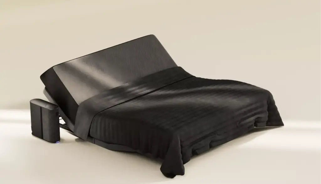 Animatie van slaapaccessoires met een verstelbaar slim bed en ergonomisch kantelbaar matras