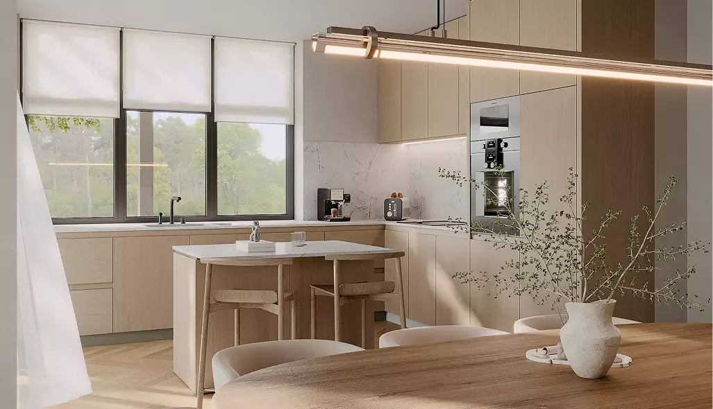 Cucina con mobili in legno, sedute all'isola e vista dalla grande vetrata in una casa contemporanea