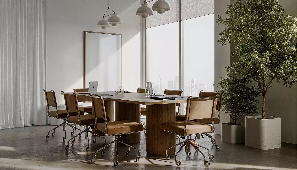 Interieurwalkthrough van een vergaderruimte met leren stoelen, houten tafel en een hoge plant