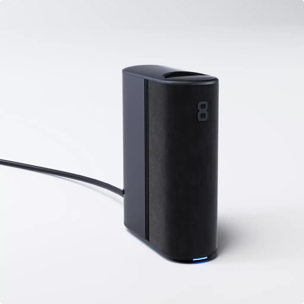 Portfolio 3D-Produktmodellierung: Reduziertes schwarzes Produkt mit blauem Licht
