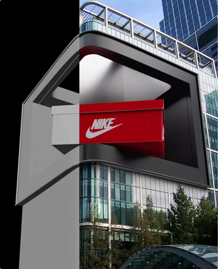 Fooh advertising: vista divisa tra il mockup del maxischermo curvo e una scatola Nike rossa che esce dallo schermo