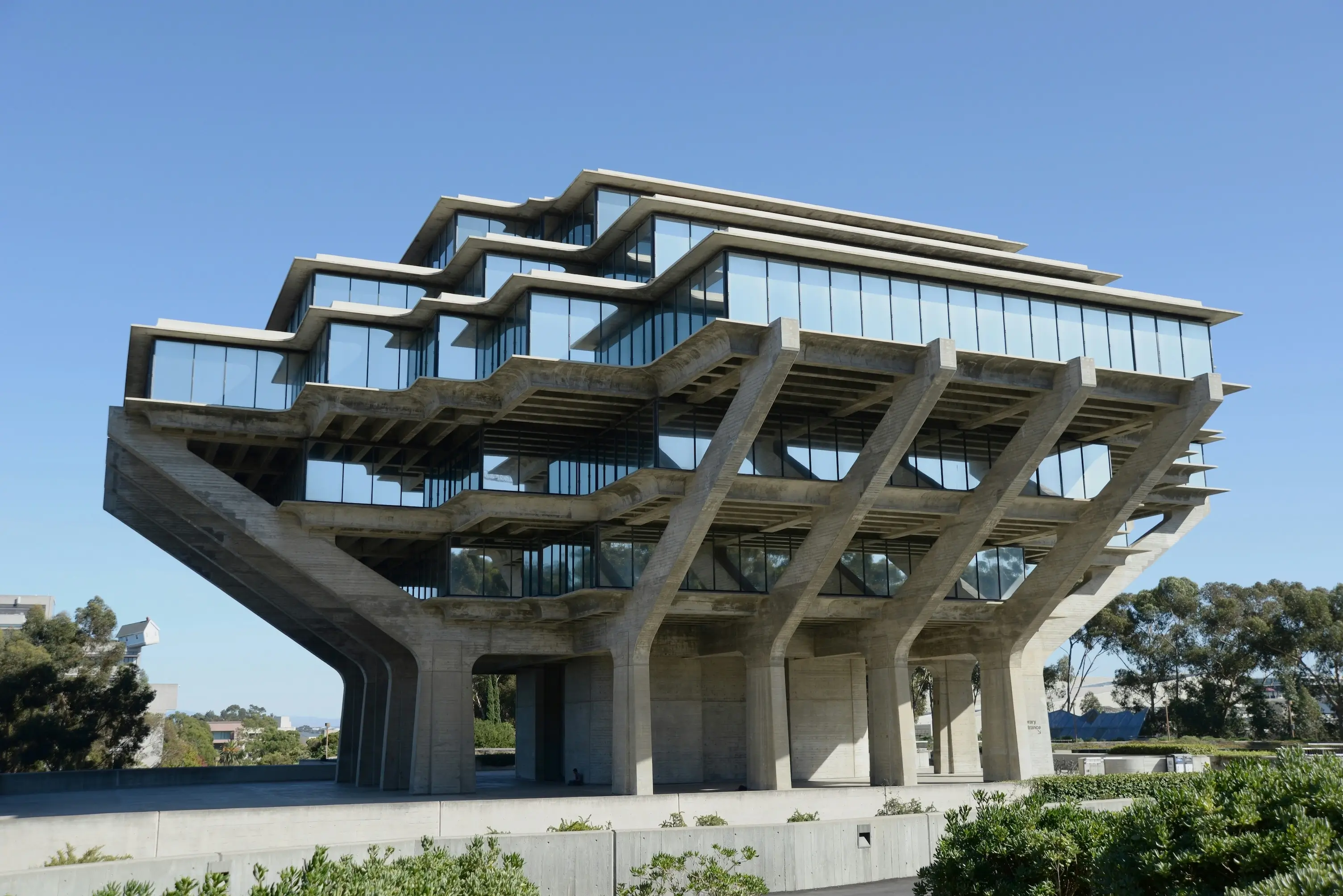 Geisel Library as a famous brutalist building with exposed concrete structure