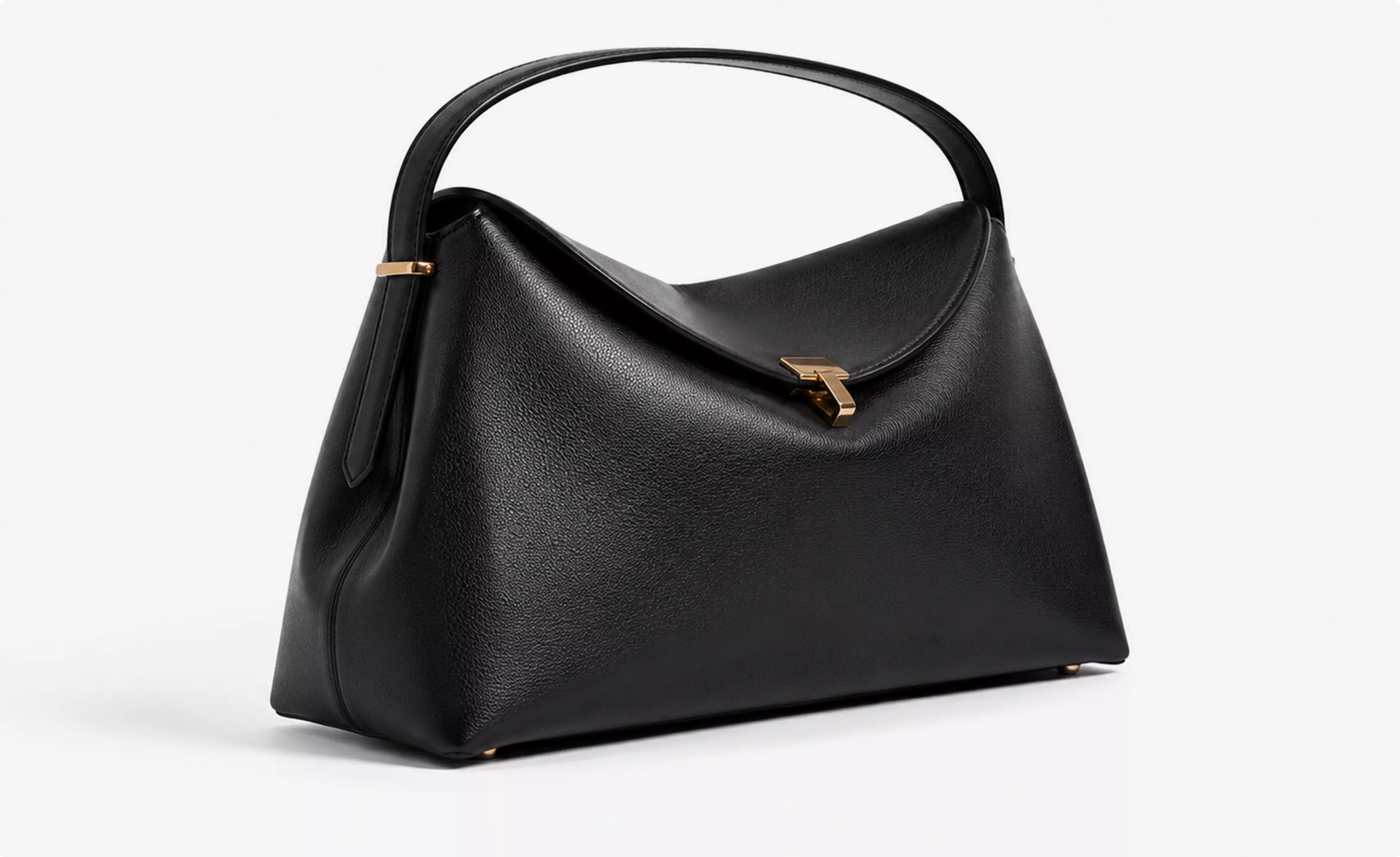 Photorealistic Toteme handbag CGI render in black leather with gold clasp